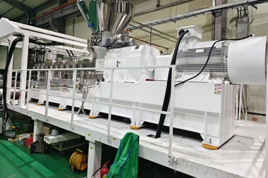 Успешно пуштање во употреба на линијата за екструзија на декоративни лимови GAG во Јужна Кореја